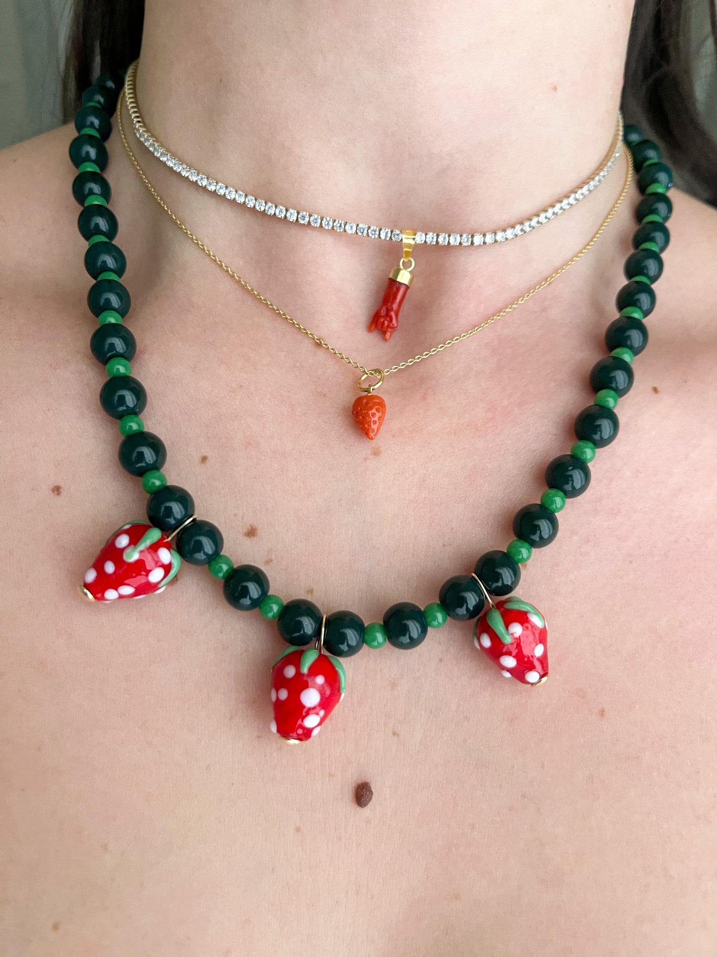 LADY STRAWBERRY BEADED NECKLACE