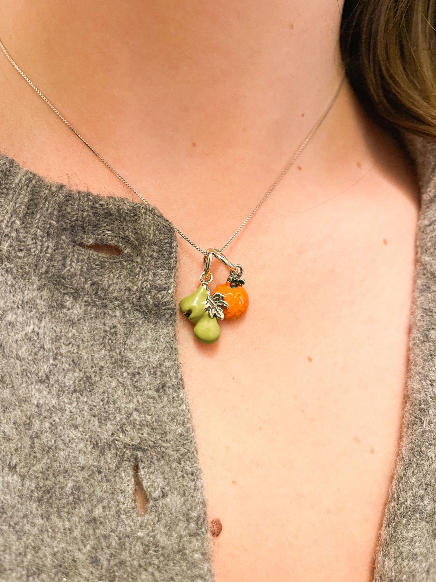 FICHI PENDANT