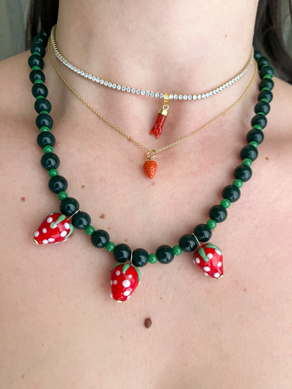 LADY STRAWBERRY BEADED NECKLACE