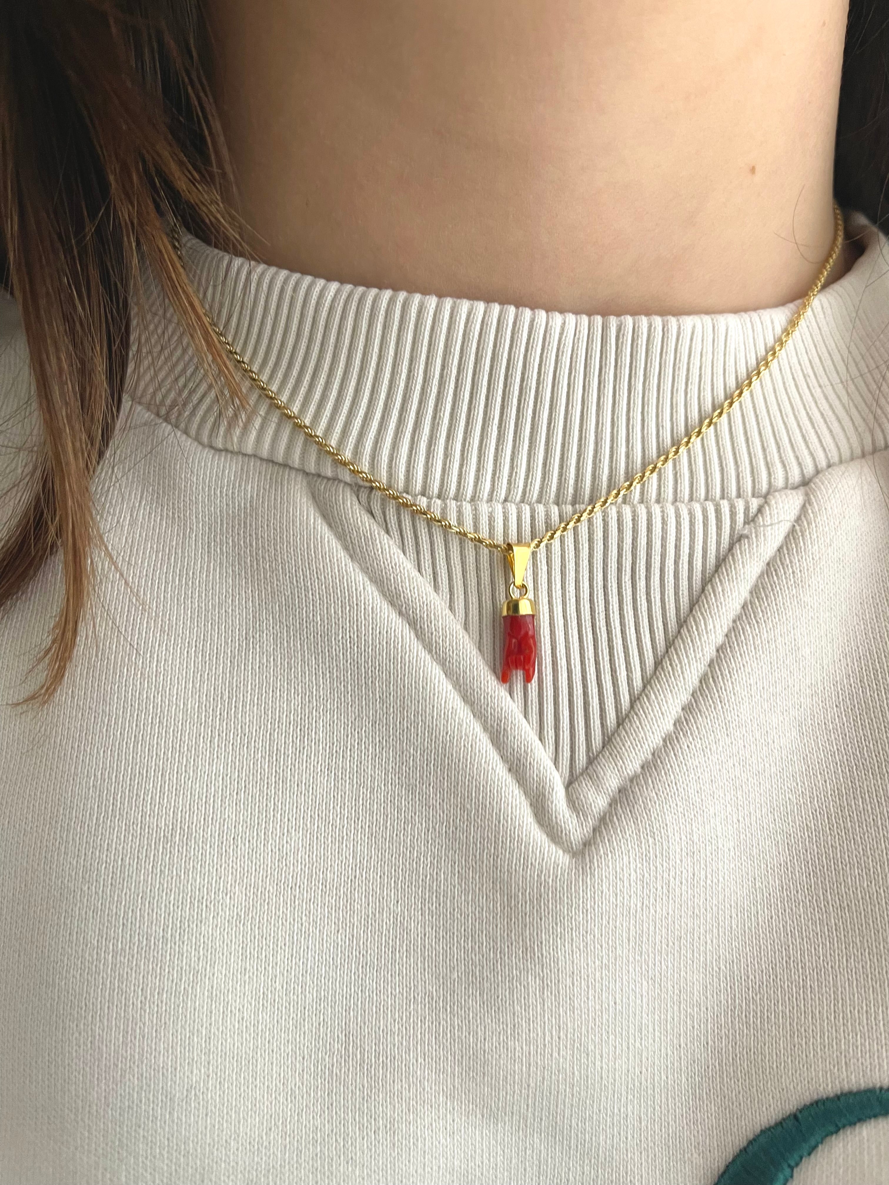 MICRO CORAL TIÈ PENDANT