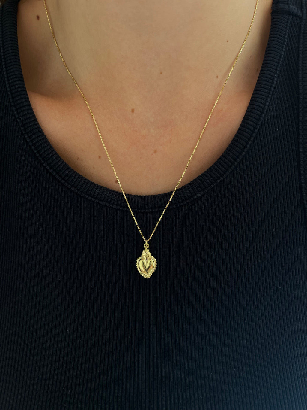 SACRE COEUR PENDANT
