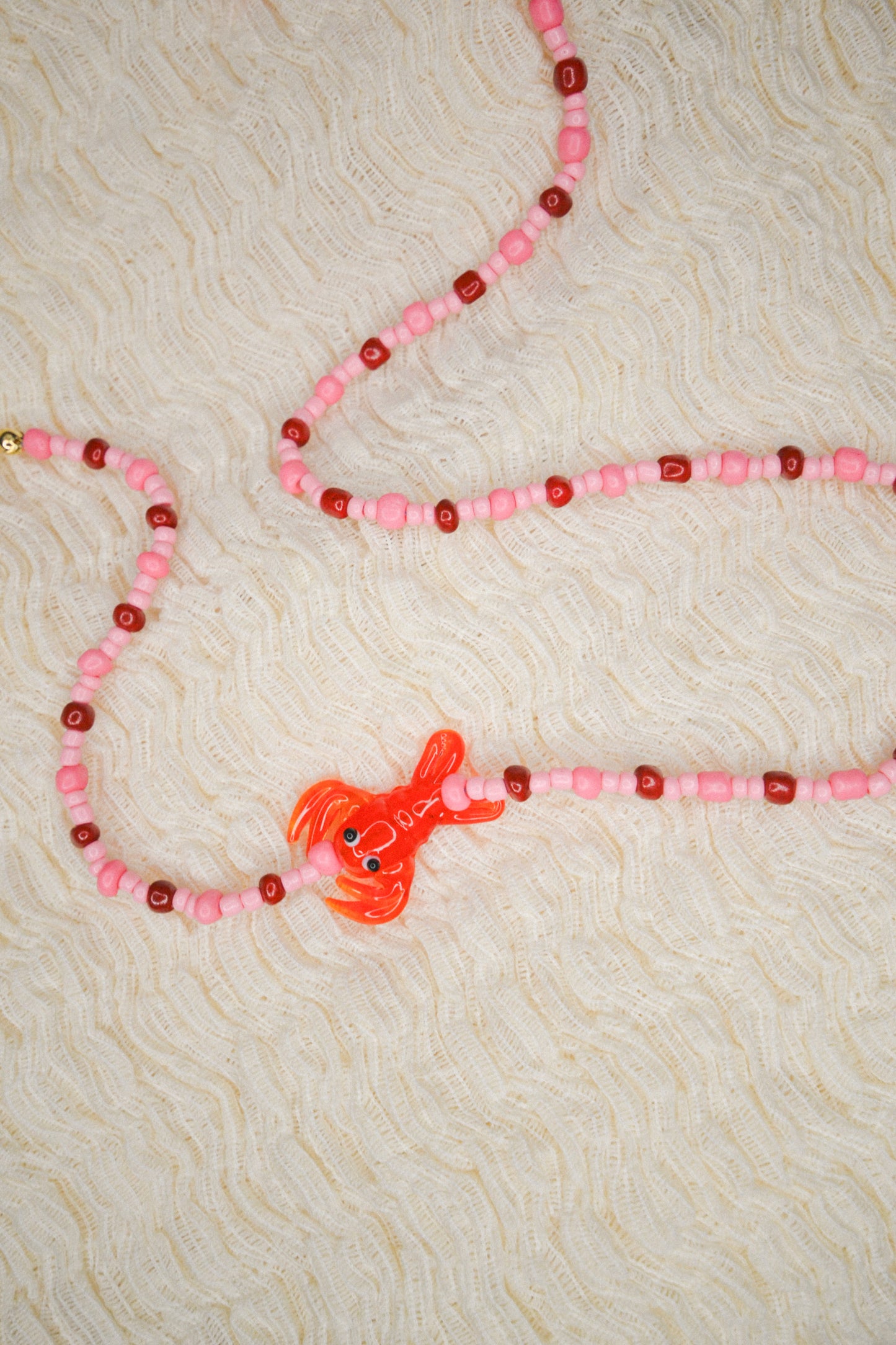 LOBSTER LOVE NECKLACE