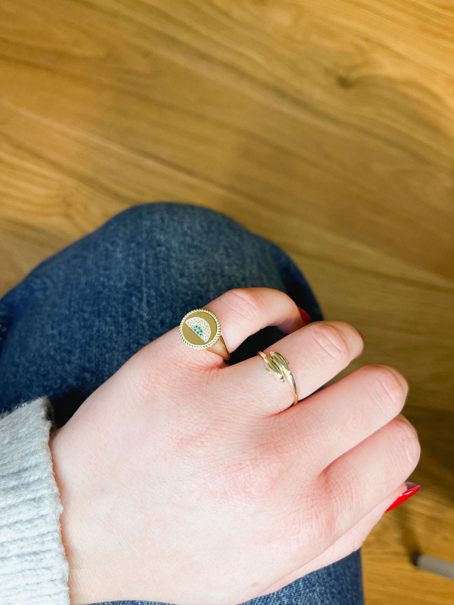 RAINBOW CHEVALIER RING