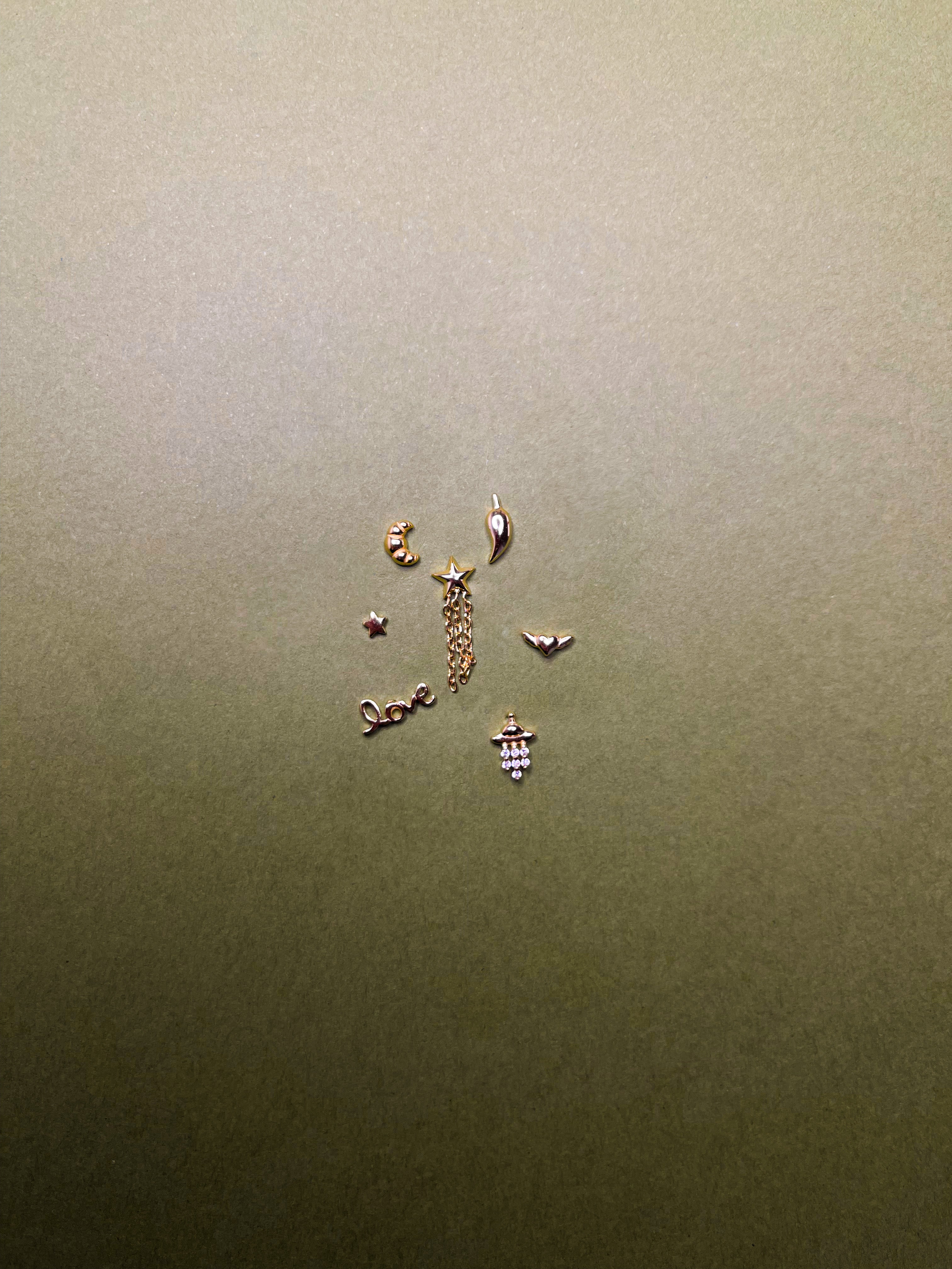 MICRO STAR CHAIN EARRING