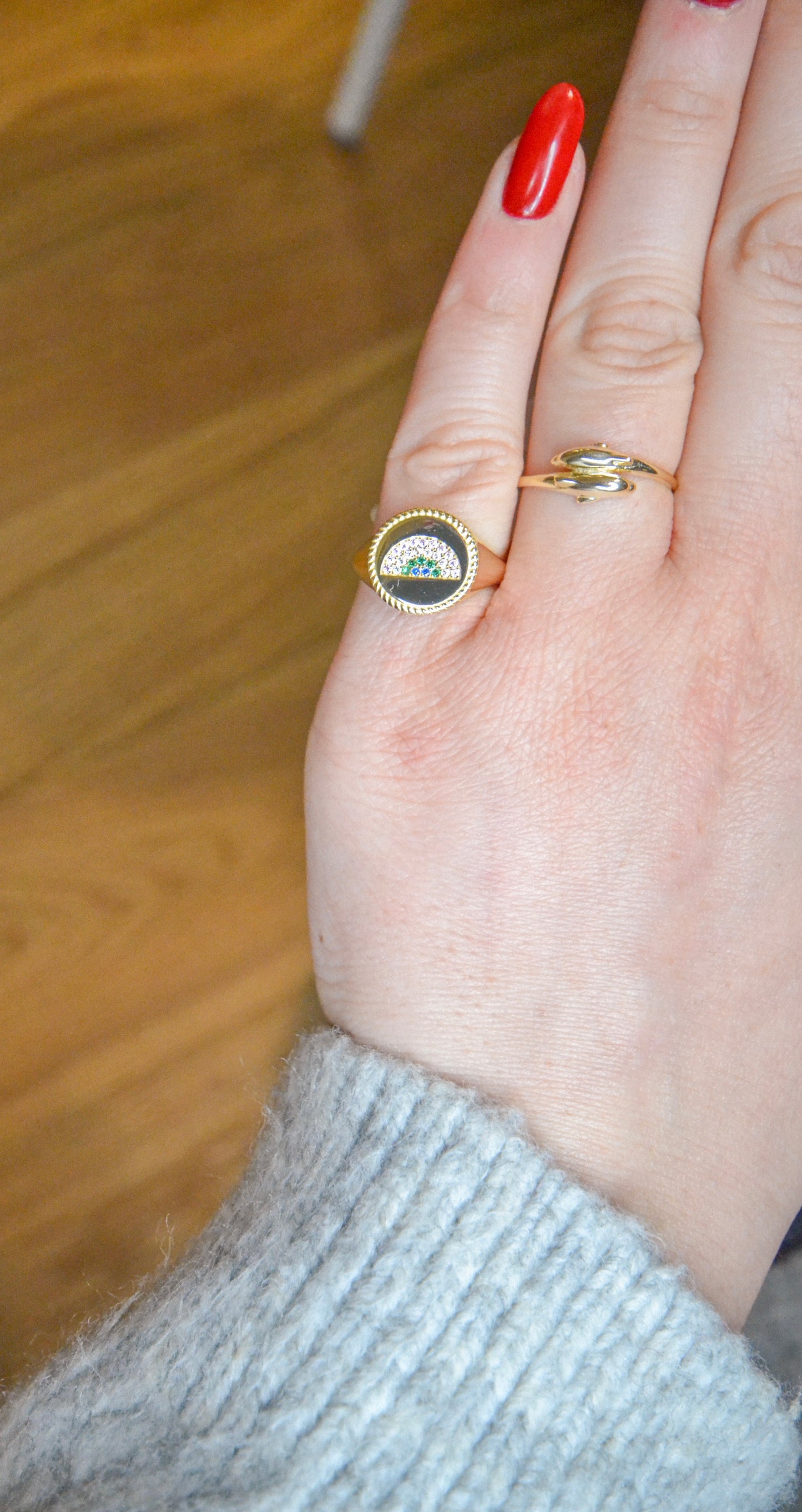 RAINBOW CHEVALIER RING
