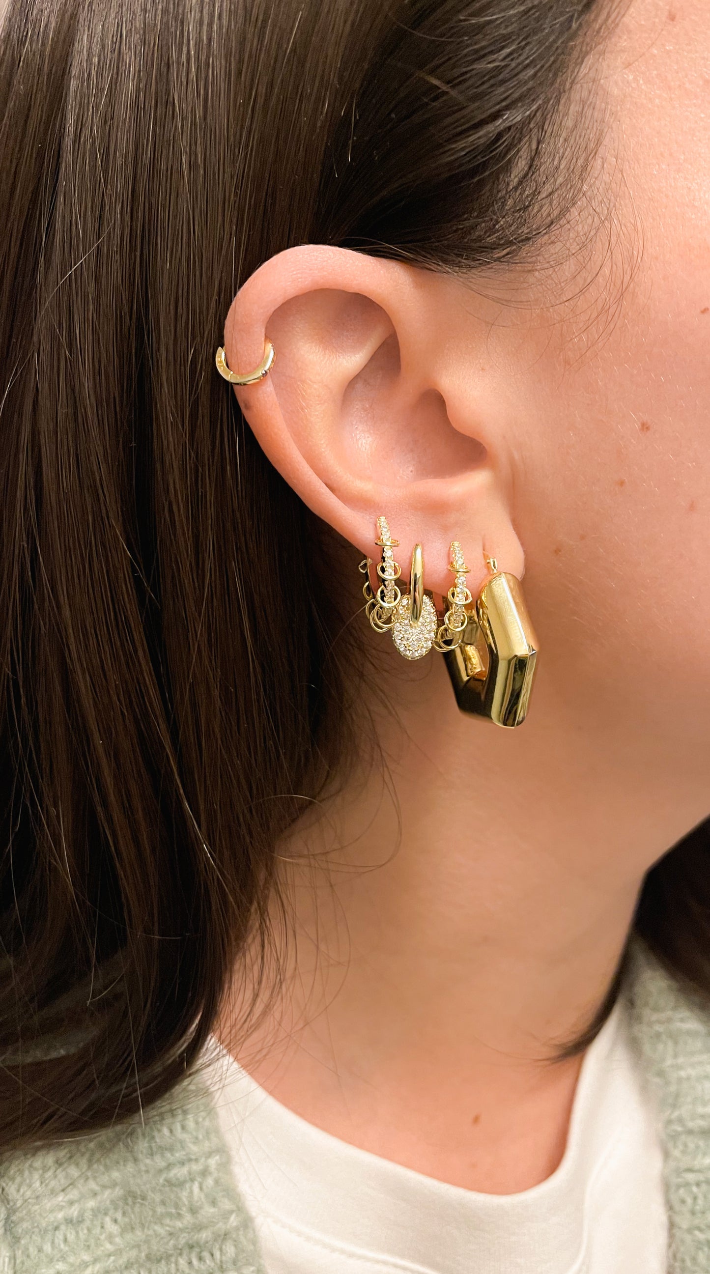 CHUNKY PENTAGONAL HOOPS