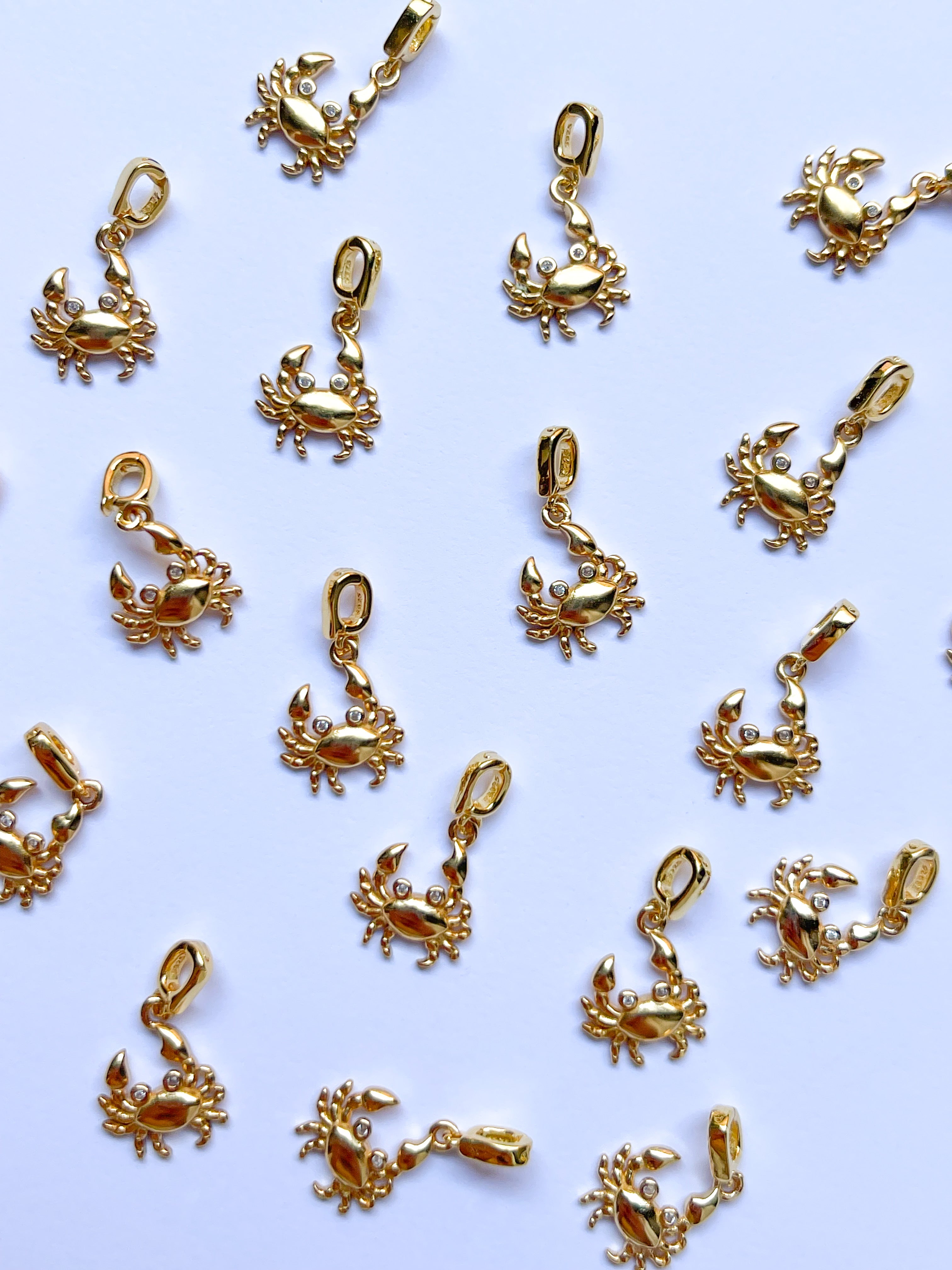CRAB PENDANT GOLD