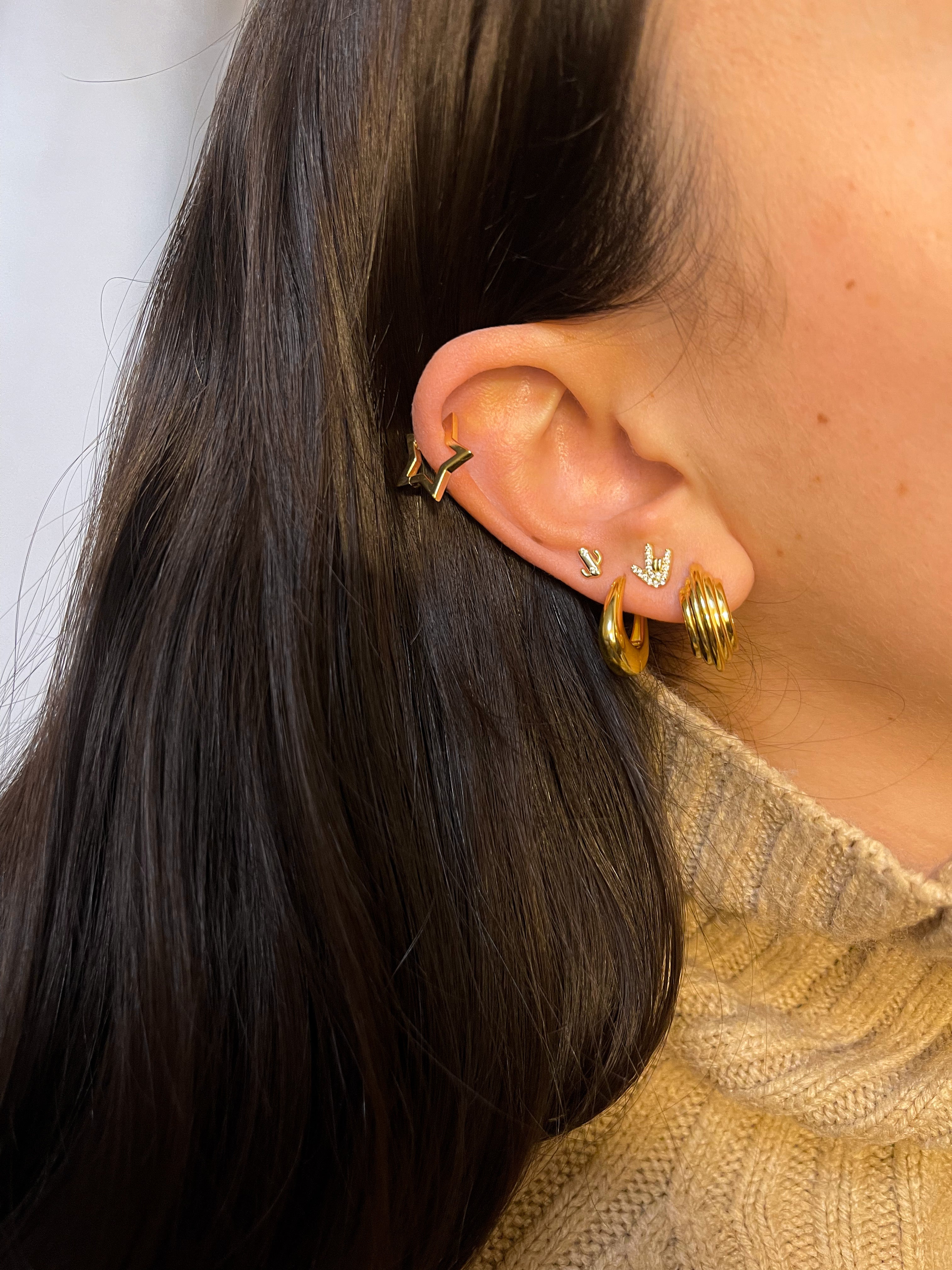 MICRO ILY EARRINGS