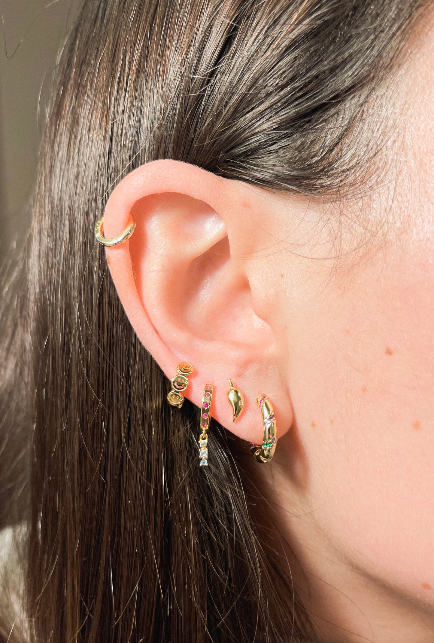 LILA MINI HOOPS
