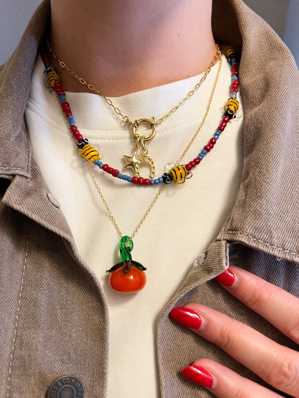BEES NECKLACE