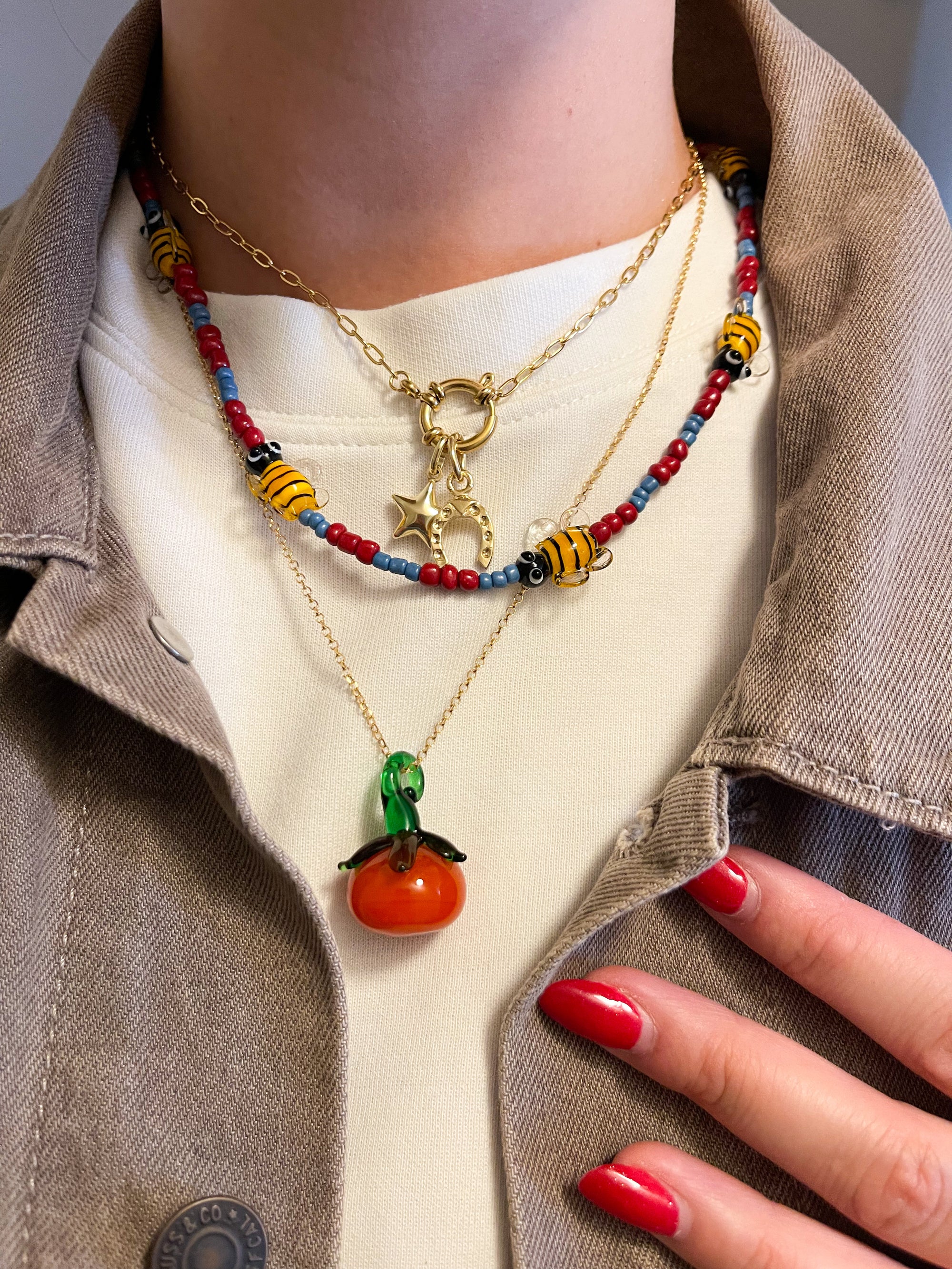 BEES NECKLACE