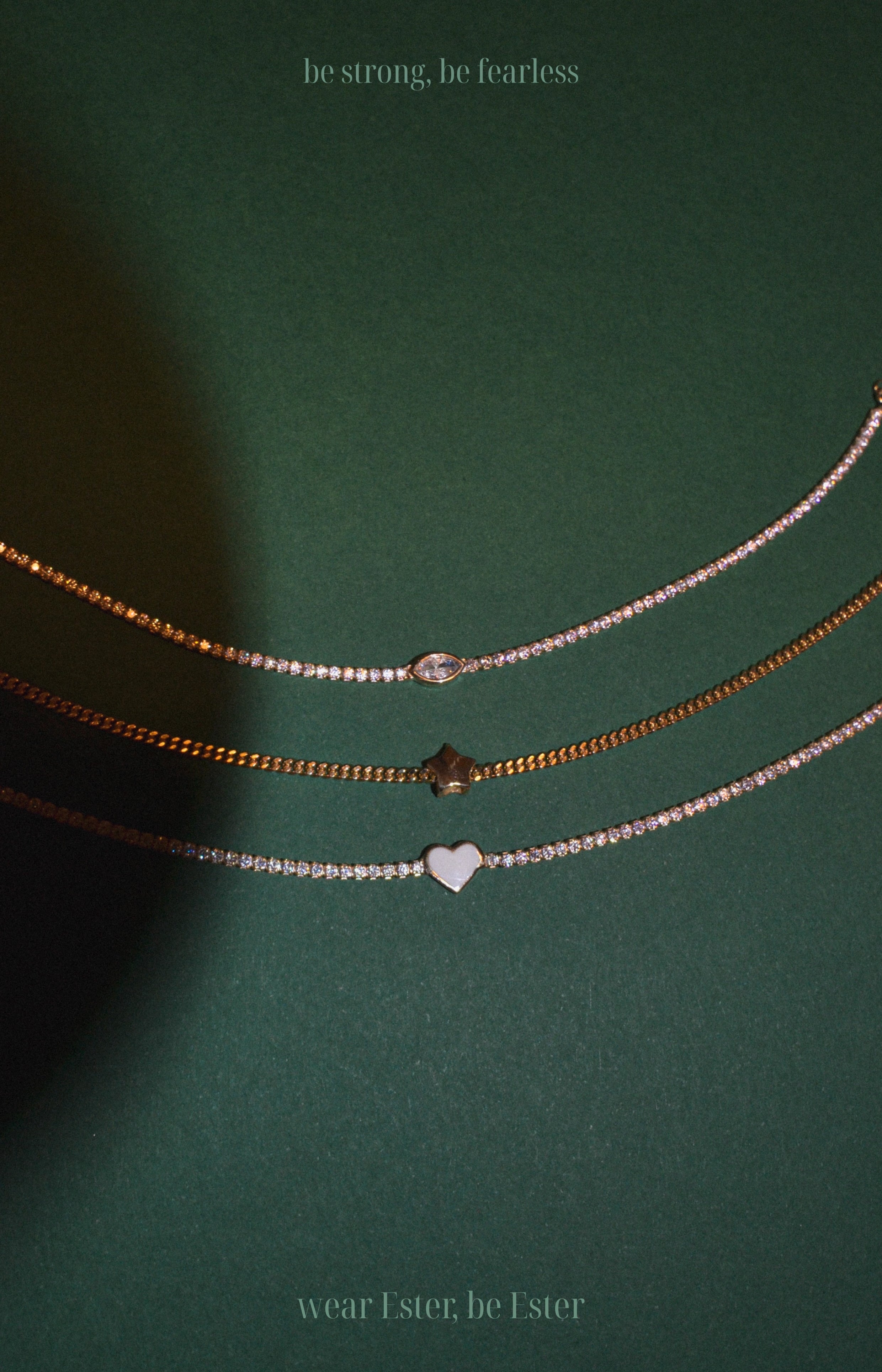 WHITE HEART TENNIS GOLD