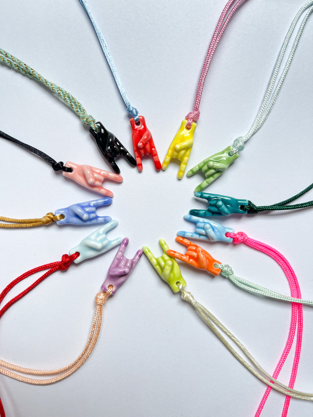 CHOOSE YOUR NECKLACE