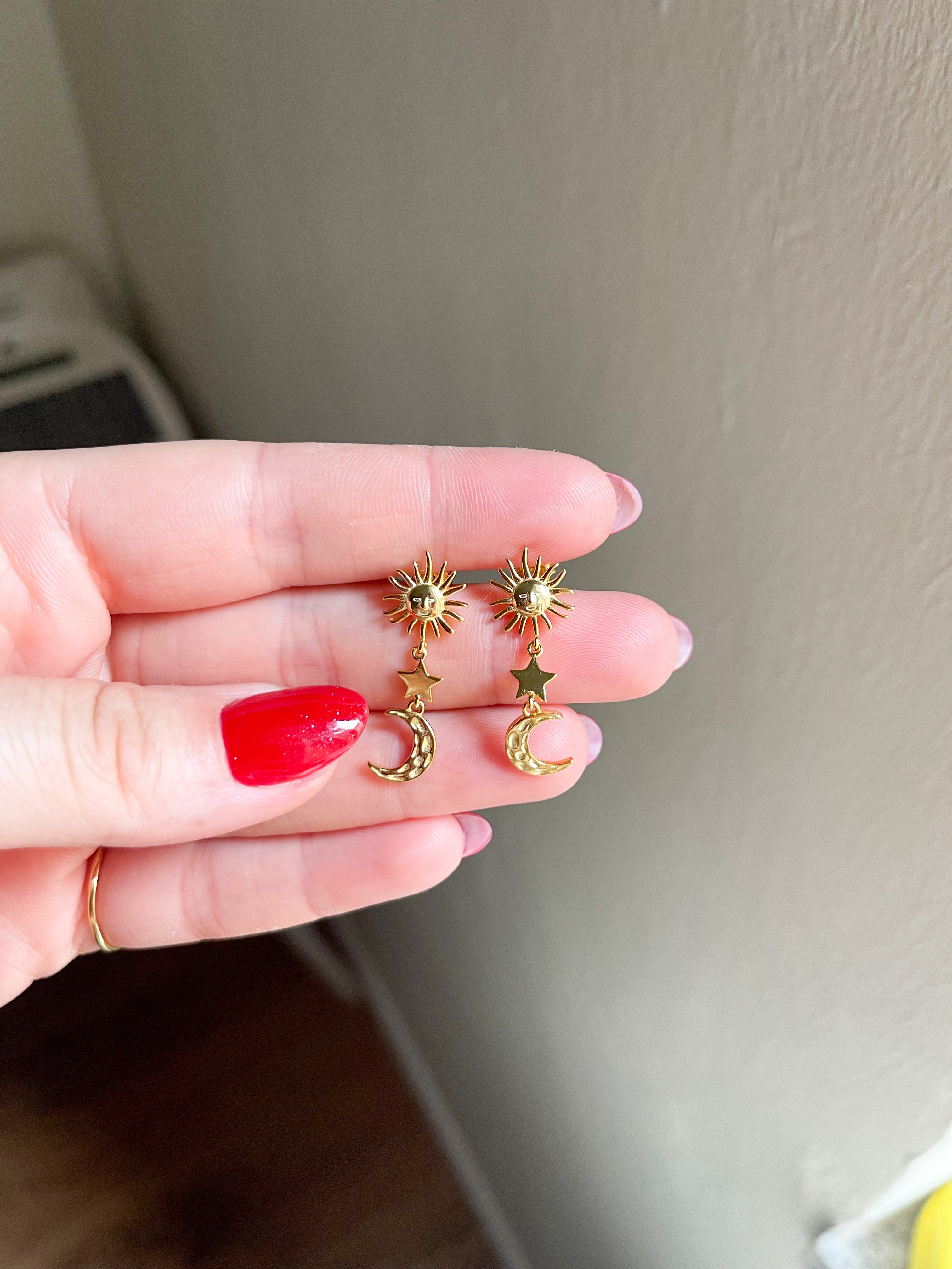 MOON & STARS EARRINGS