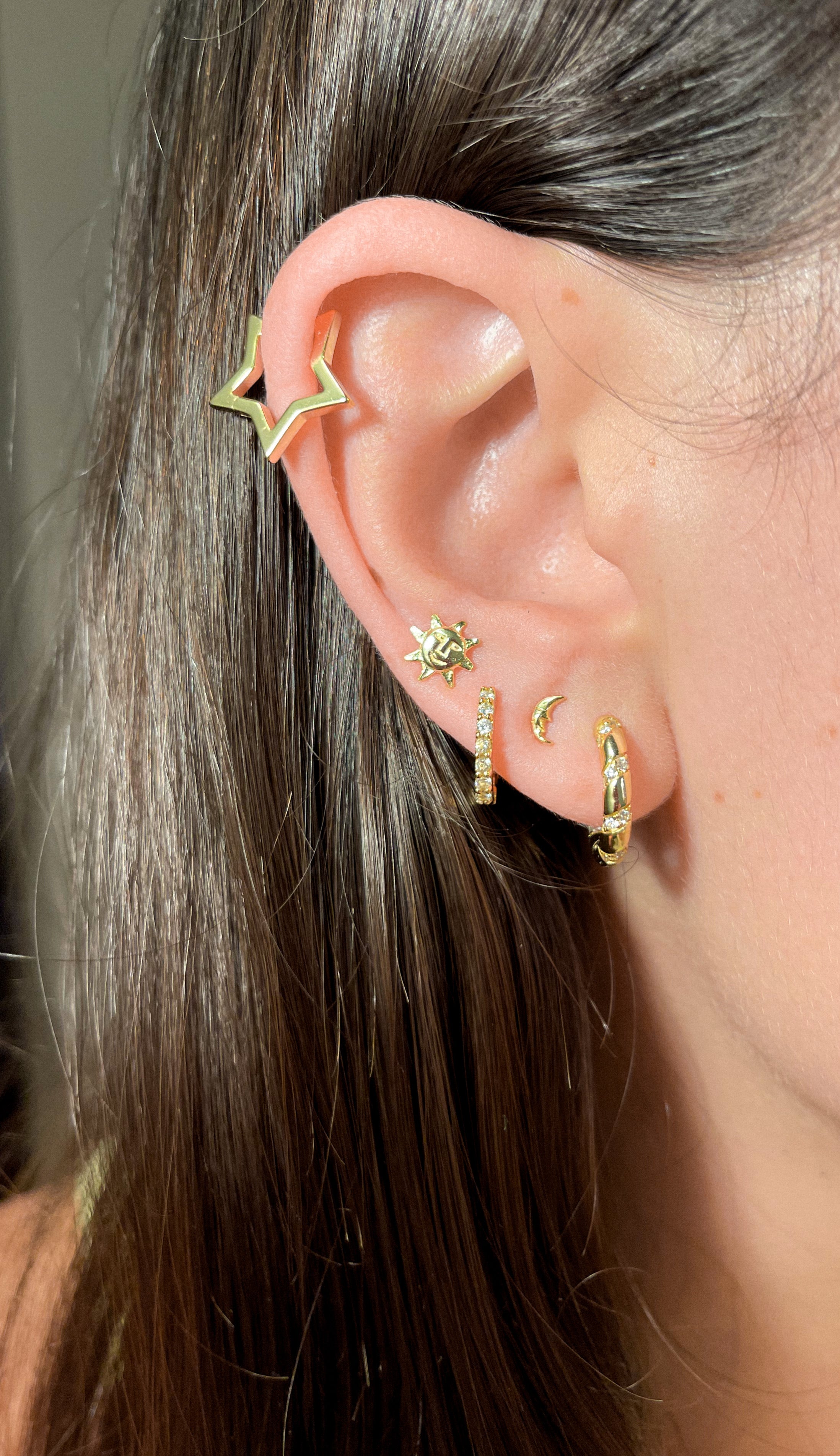 MICRO SUN EARRING