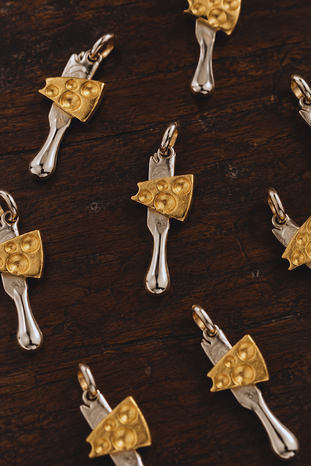 CHEESE LOVER PENDANT PRE-ORDINE