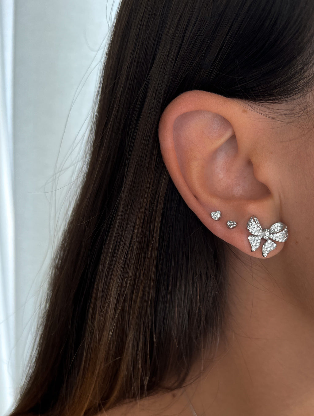 BOW EARRINGS