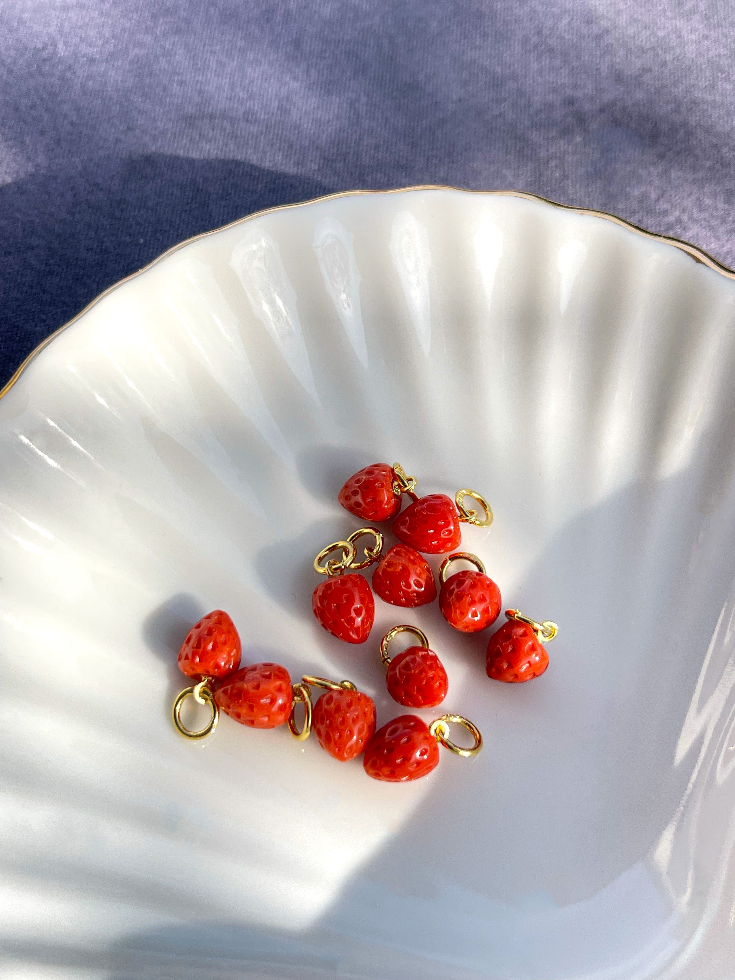 CORAL STRAWBERRY NECKLACE