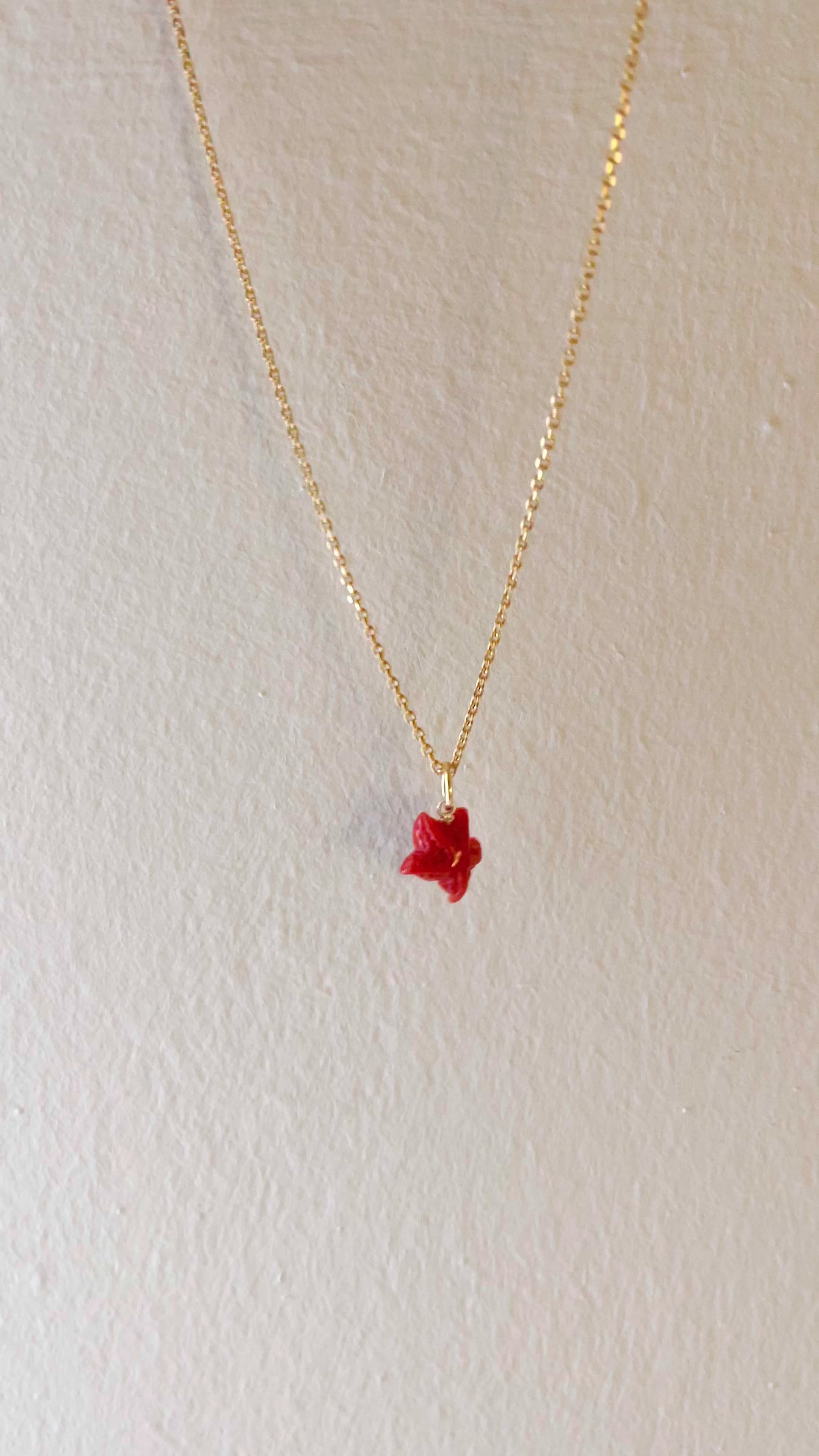 CORAL STARFISH NECKLACE