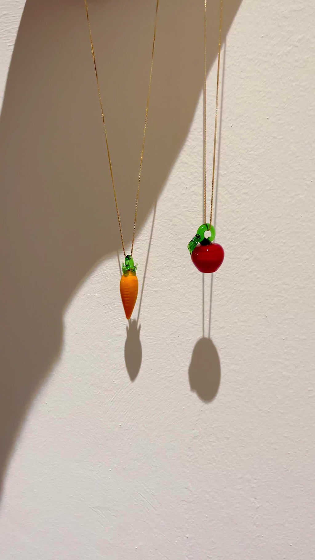 APPLE LOVER NECKLACE